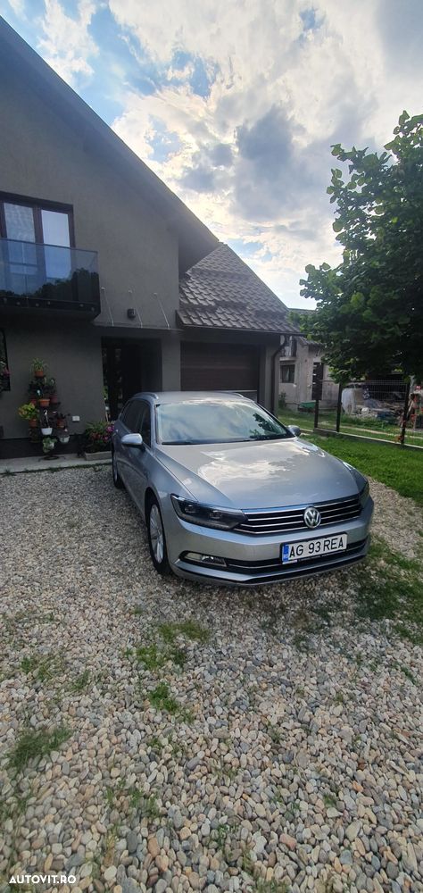 Volkswagen Passat 2.0 TDI DSG Highline - 1