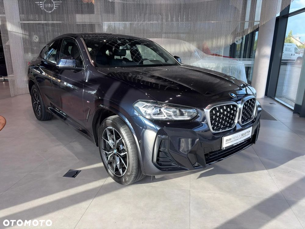 BMW X4 - 10