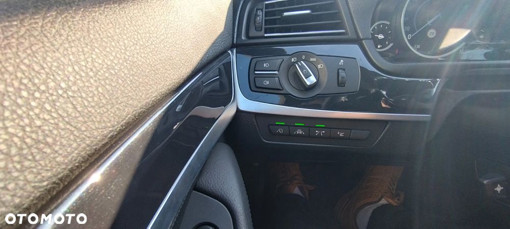 BMW Seria 5 535i Modern Line - 15