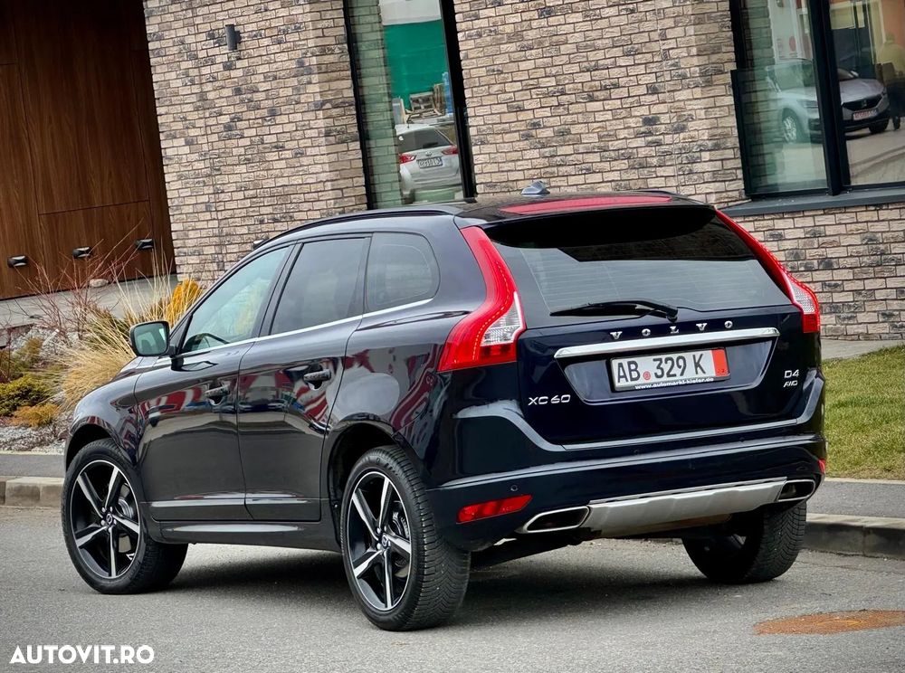 Volvo XC 60 D4 AWD Geartronic Momentum - 9