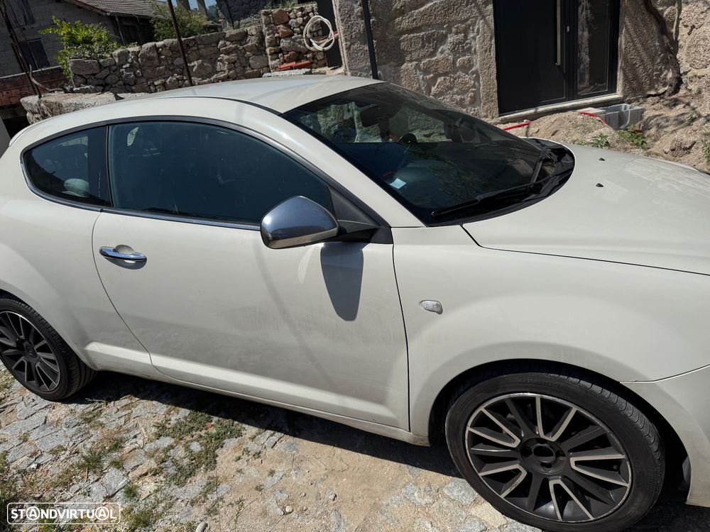 Alfa Romeo MiTo 1.6 JTD Distinctive - 3