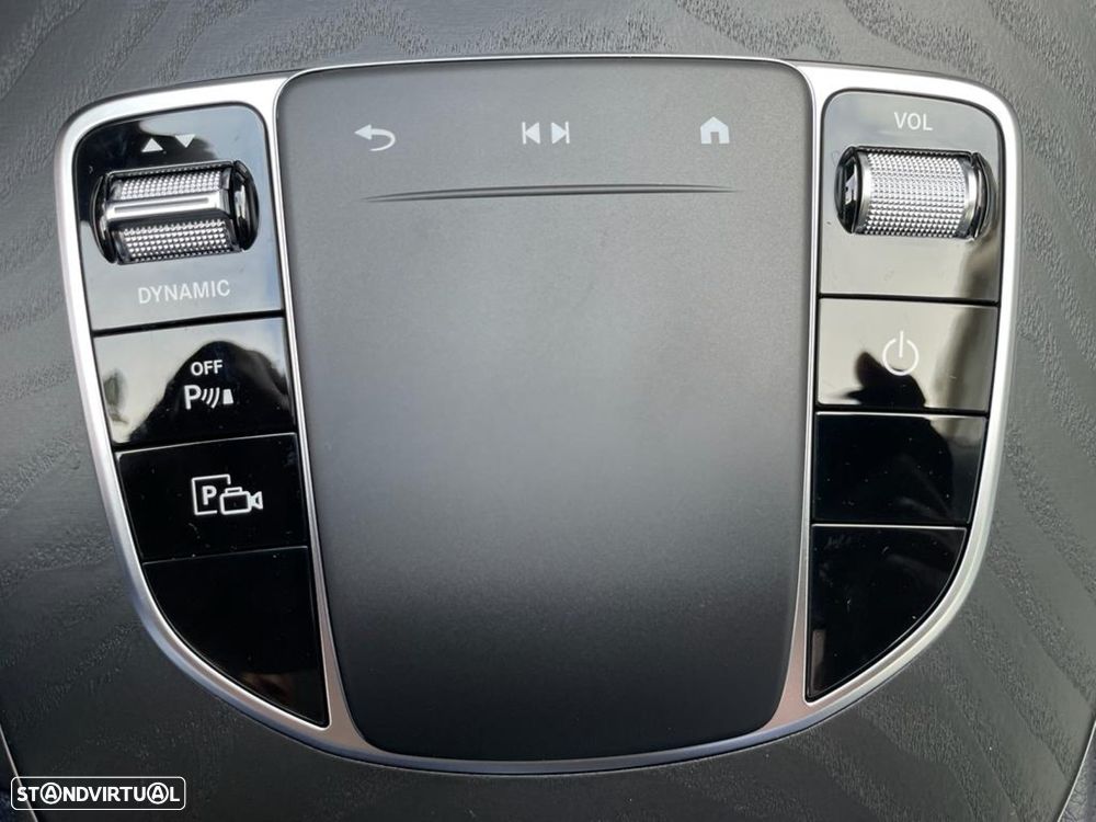 Mercedes-Benz E 300 de Avantgarde - 9