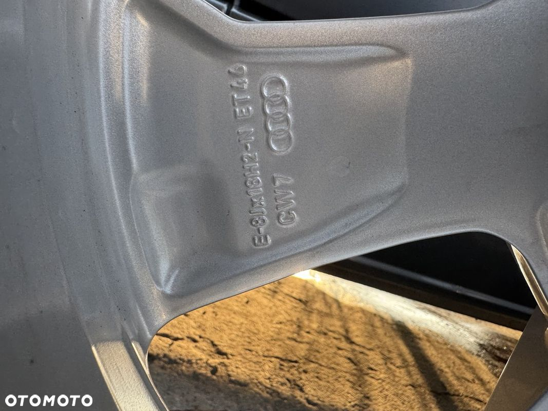 Felgi aluminiowe Audi S3 A3 Q3 Vw Golf, Skoda Audi Oe 8 x18/5x112 Et 4 - 8
