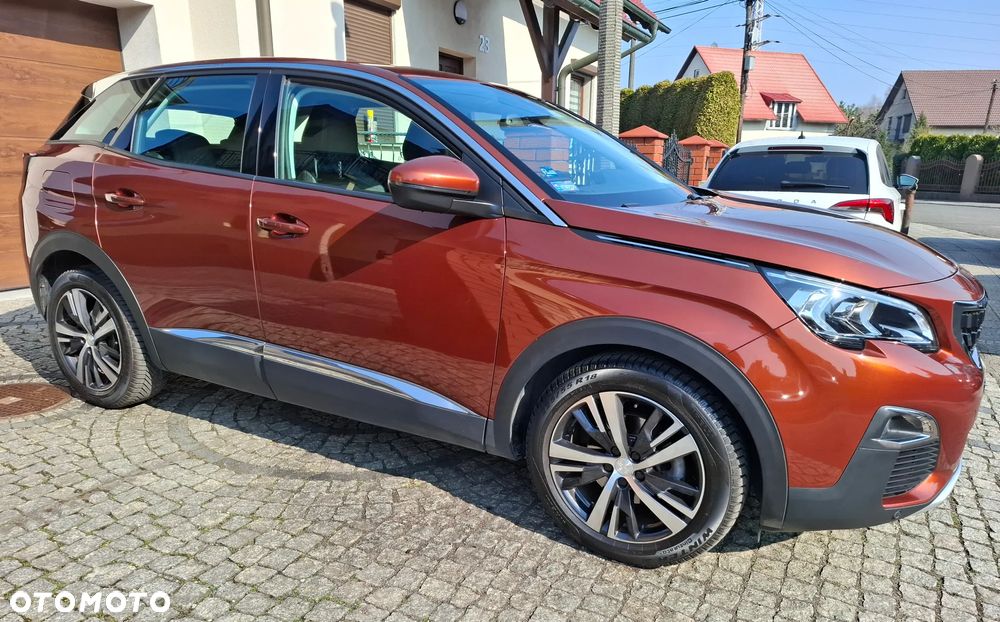Peugeot 3008 1.5 BlueHDi Allure S&S - 11