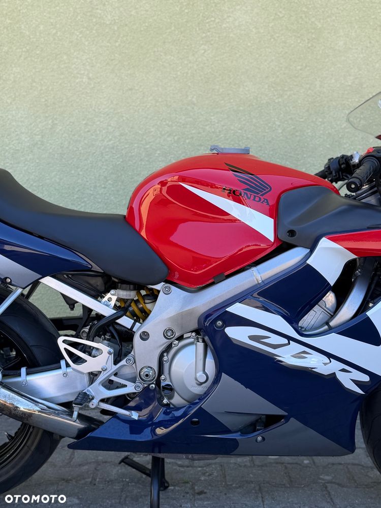 Honda CBR - 8