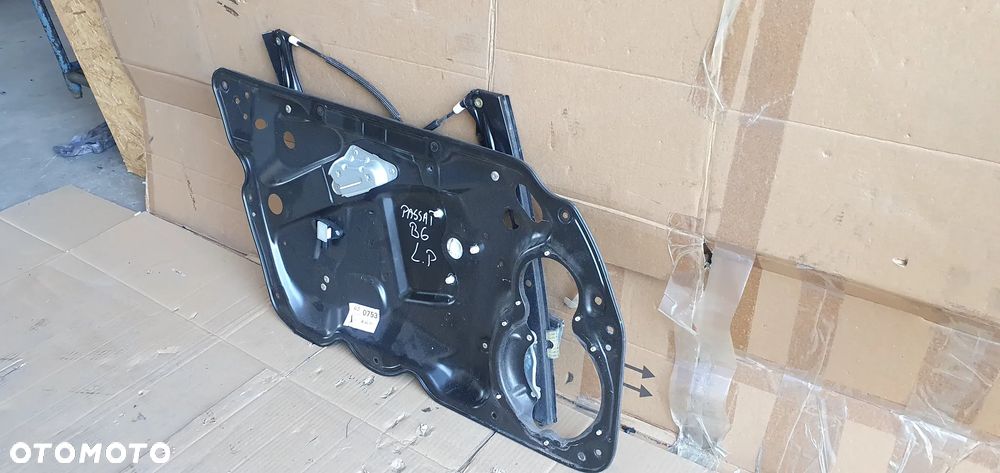 Mechanizm podnośnik szyby lewy przód VW Passat B6 3C1837755K - 3