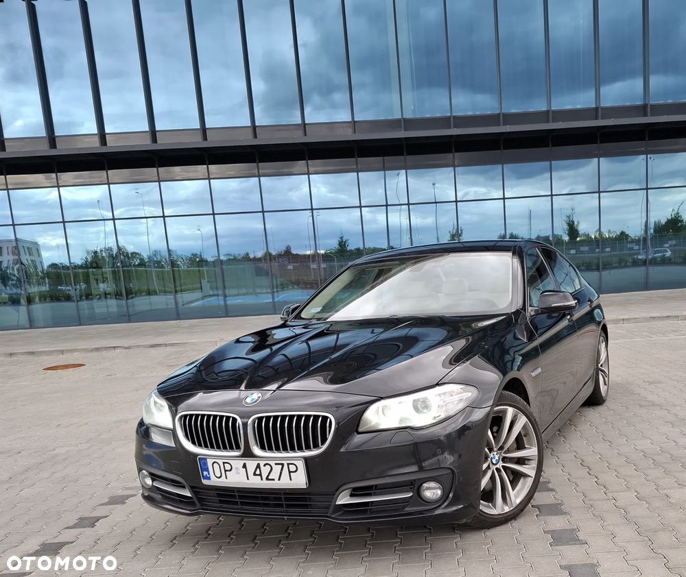 BMW Seria 5 525d xDrive - 1