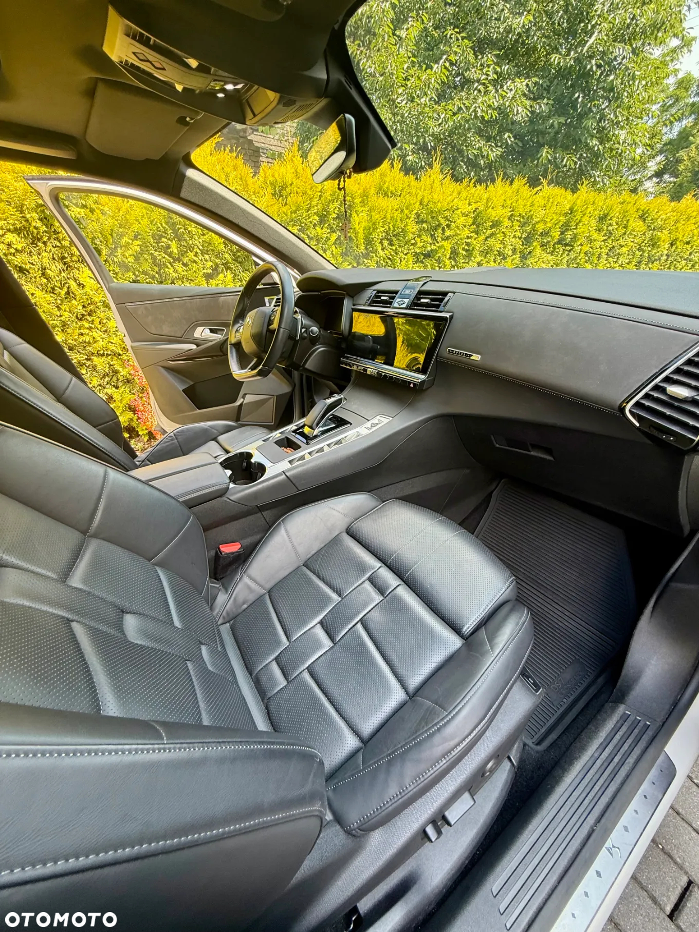 DS Automobiles DS 7 Crossback - 11