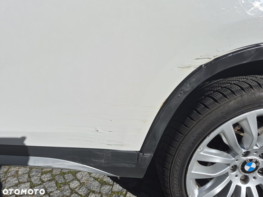 BMW X1 xDrive28i xLine - 23