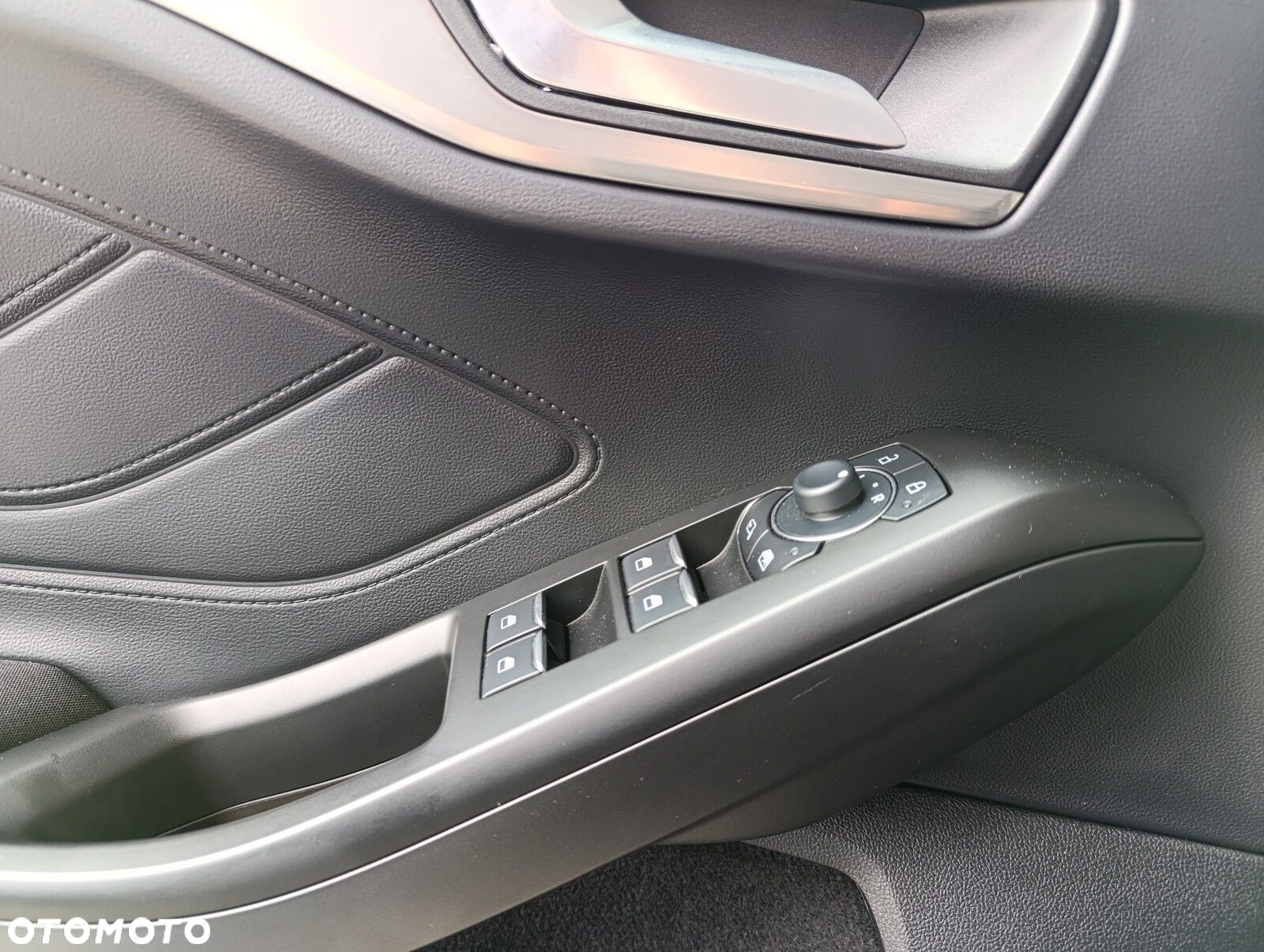 Ford Focus - 23
