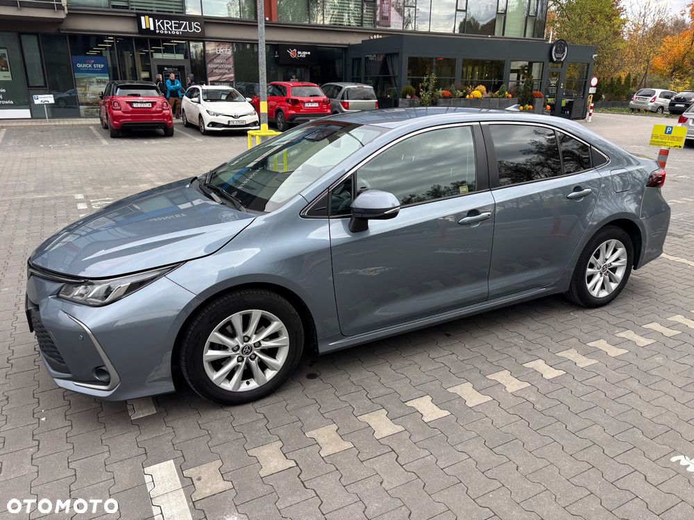 Toyota Corolla 1.8 Hybrid Comfort - 28