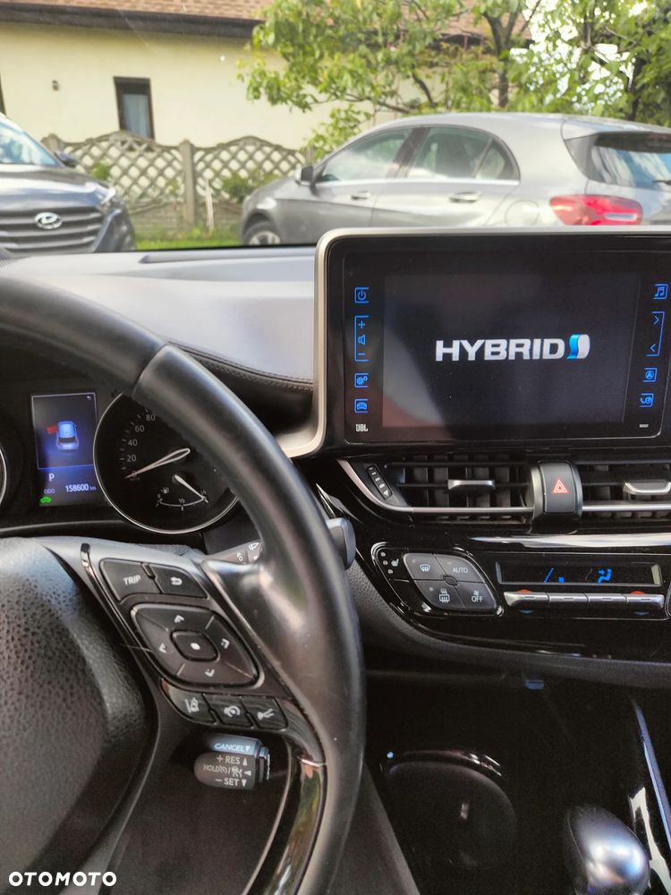 Toyota C-HR Business-Edition - 19