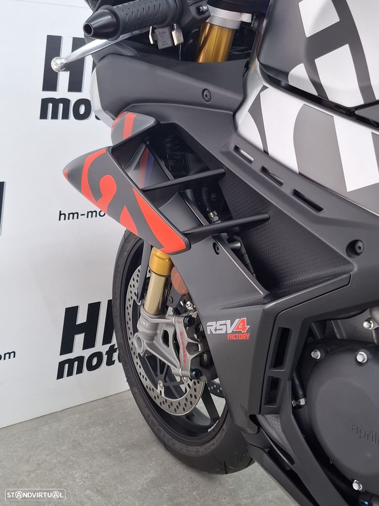 Aprilia RSV 4 FACTORY - 14