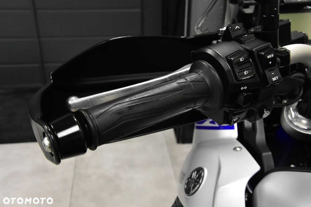 Yamaha Super Tenere - 18