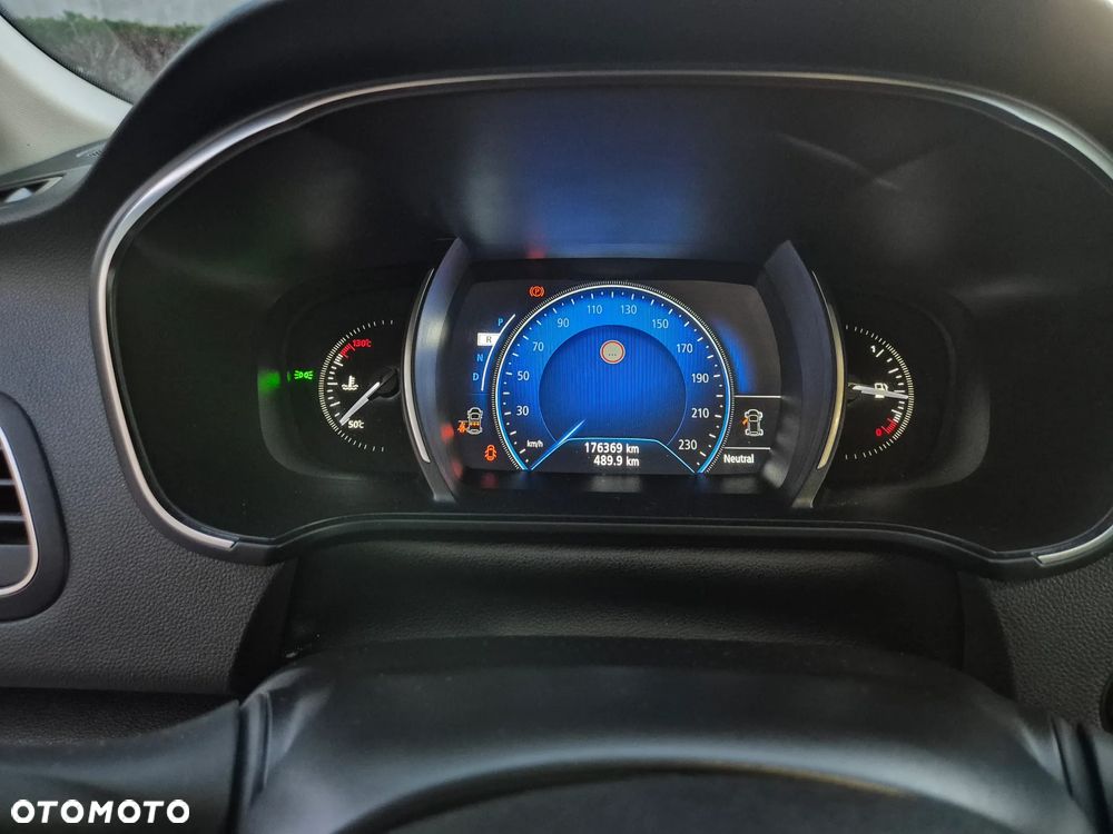 Renault Megane BLUE dCi 150 EDC BOSE EDITION - 6