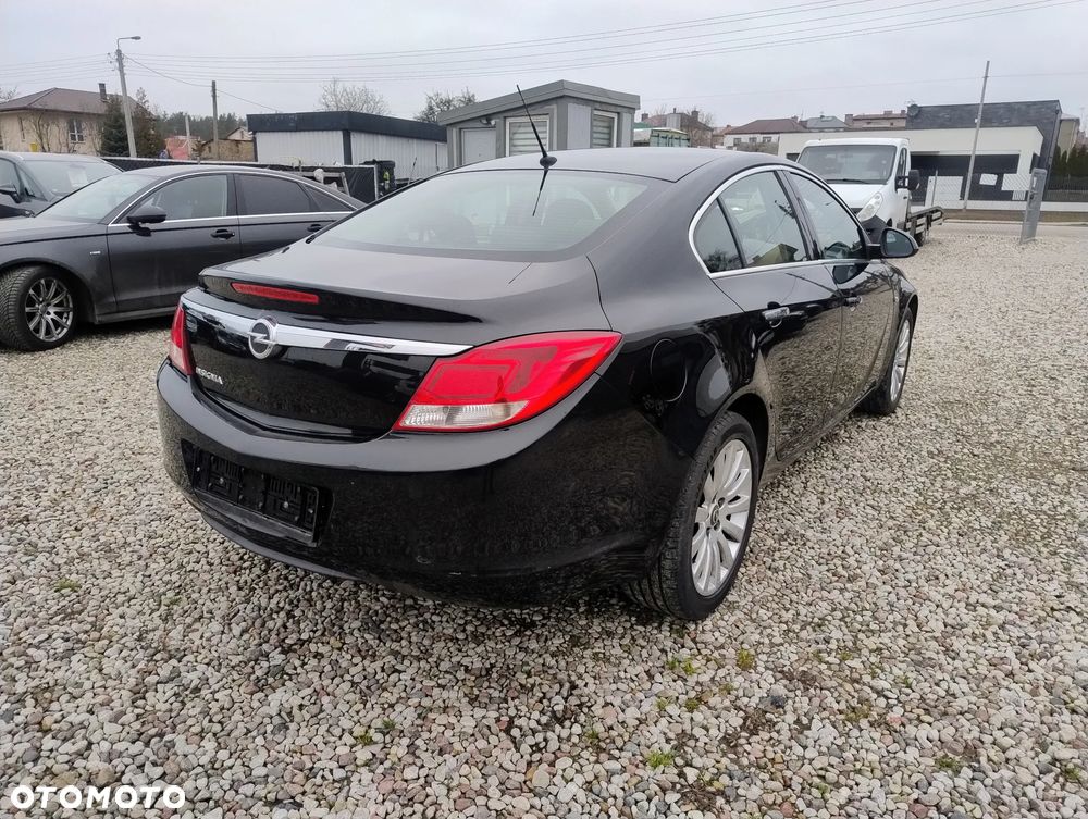 Opel Insignia 1.8 - 6