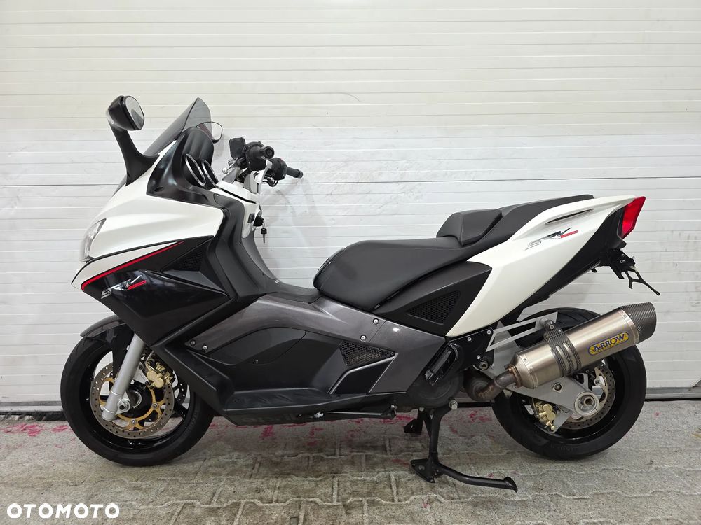 Aprilia SRV 850 - 1