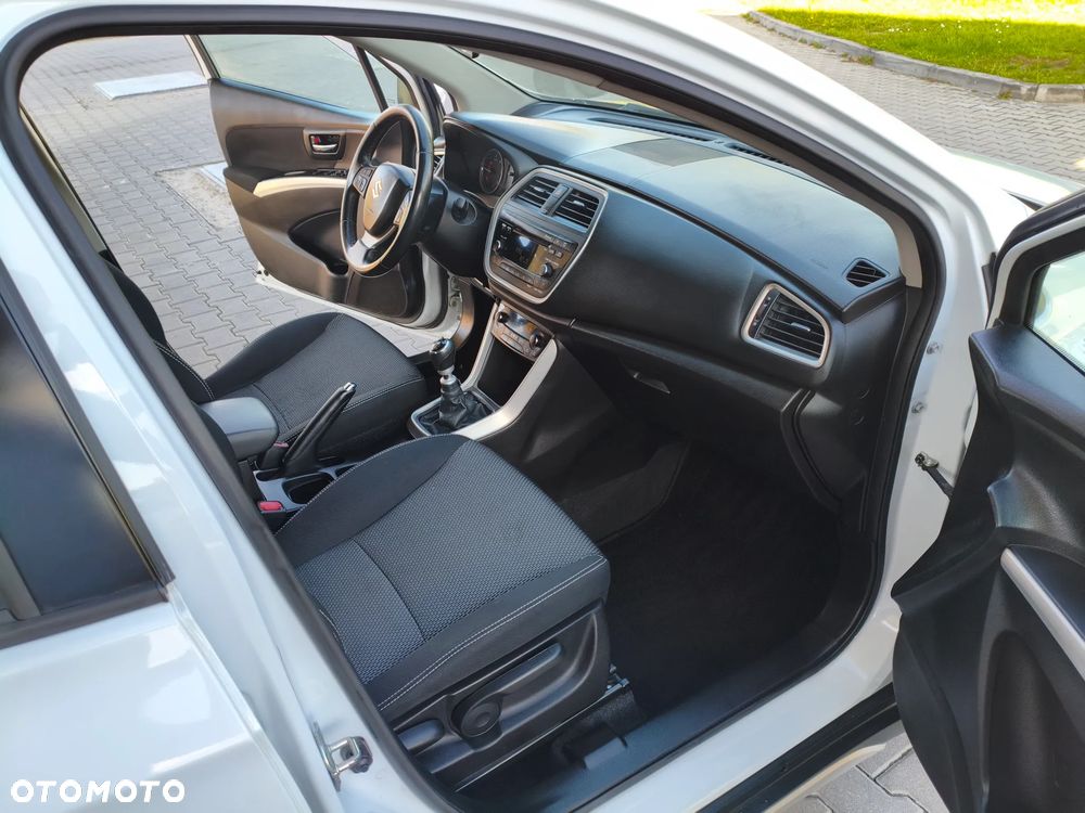 Suzuki SX4 S-Cross 2013
