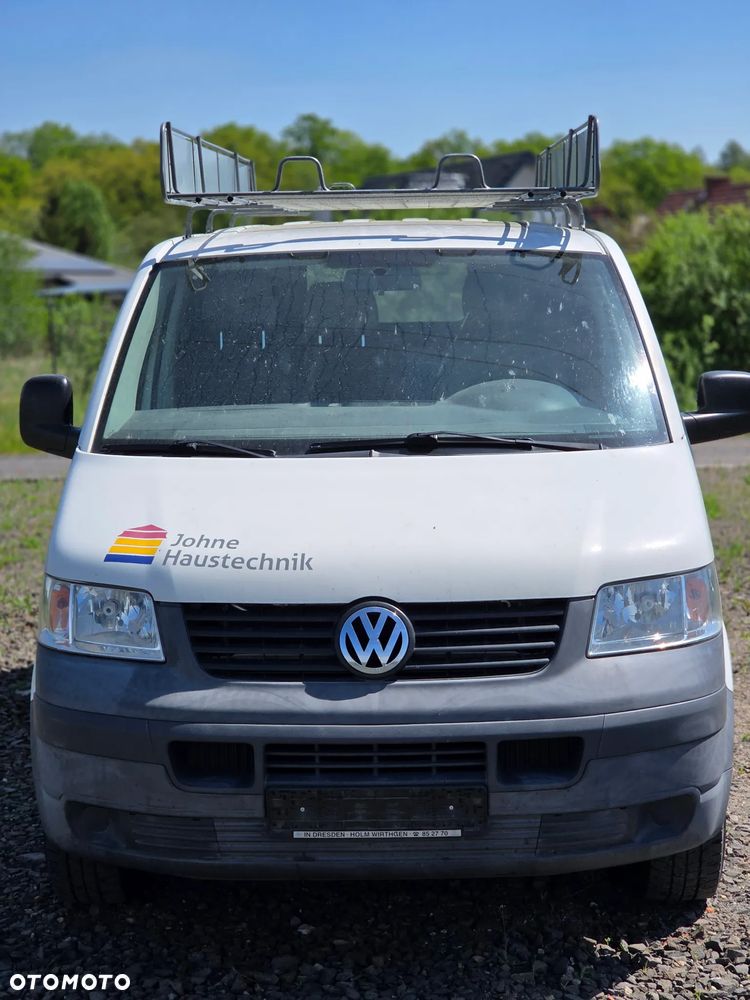 Volkswagen Transporter T5 - 2