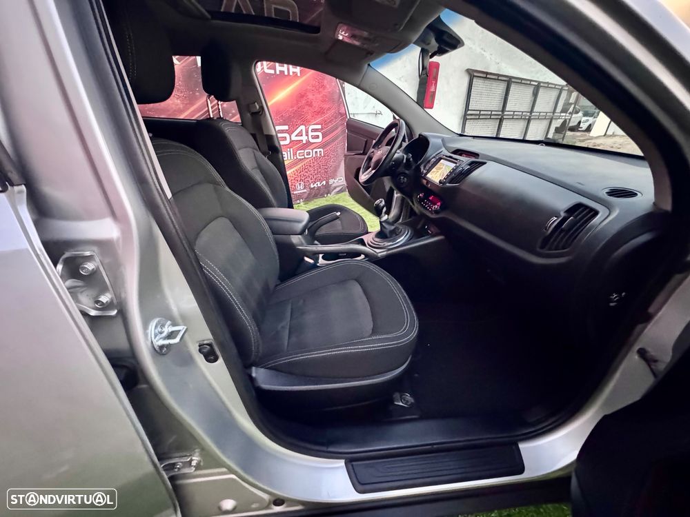 Kia Sportage 1.7 CRDI ISG TX Navi - 12