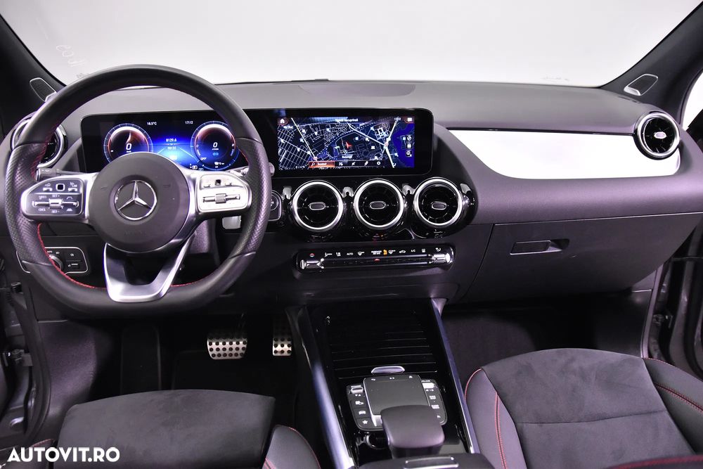 Mercedes-Benz GLA 250 e - 10