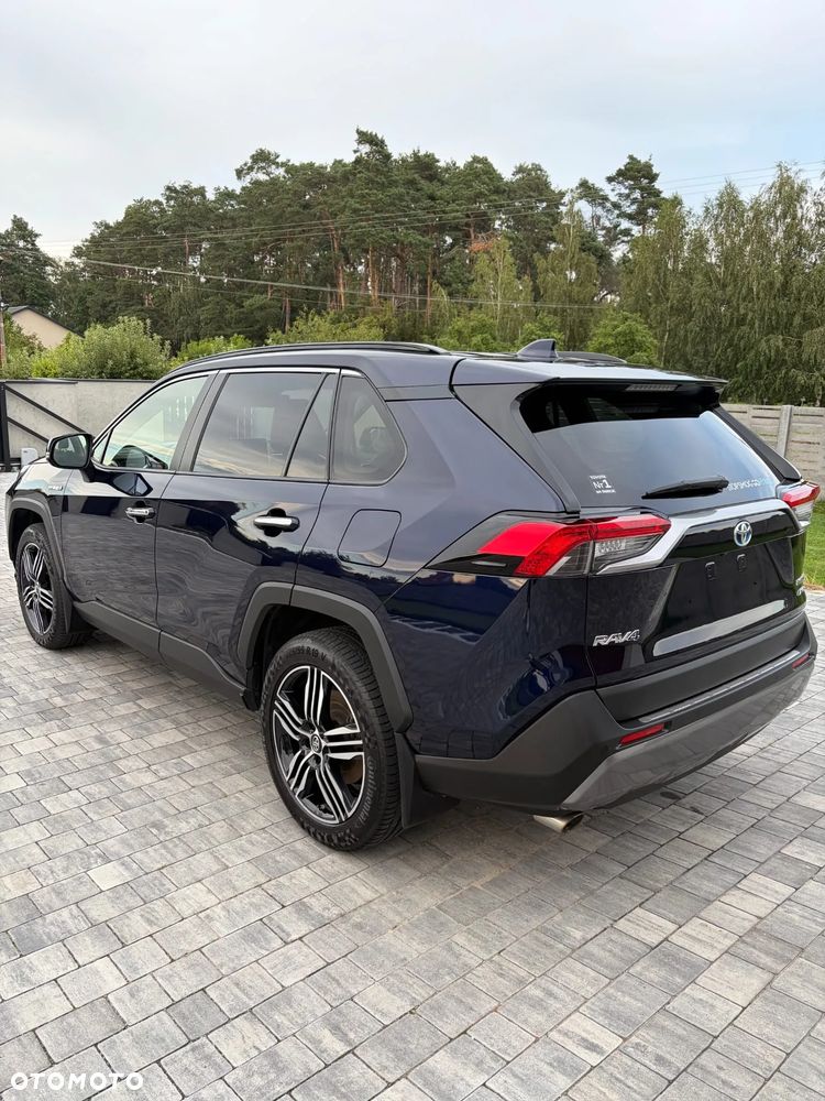 Toyota RAV4 - 4