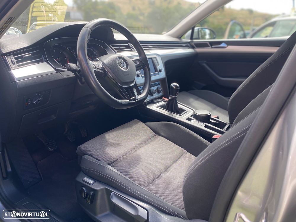 VW Passat Variant 1.6 TDI BlueMotion - 7