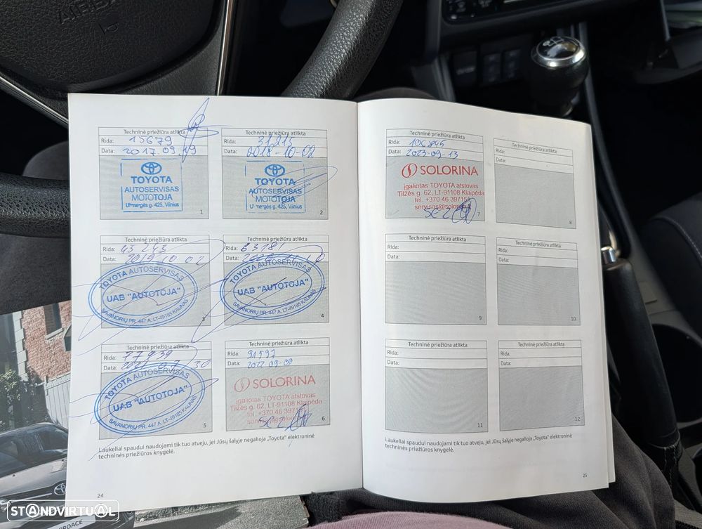 Toyota Auris 1.4 D-4D Design Edition - 27