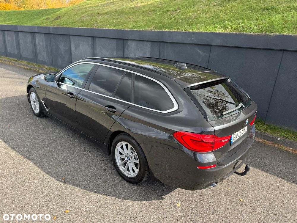 BMW Seria 5 520d Luxury Line - 6