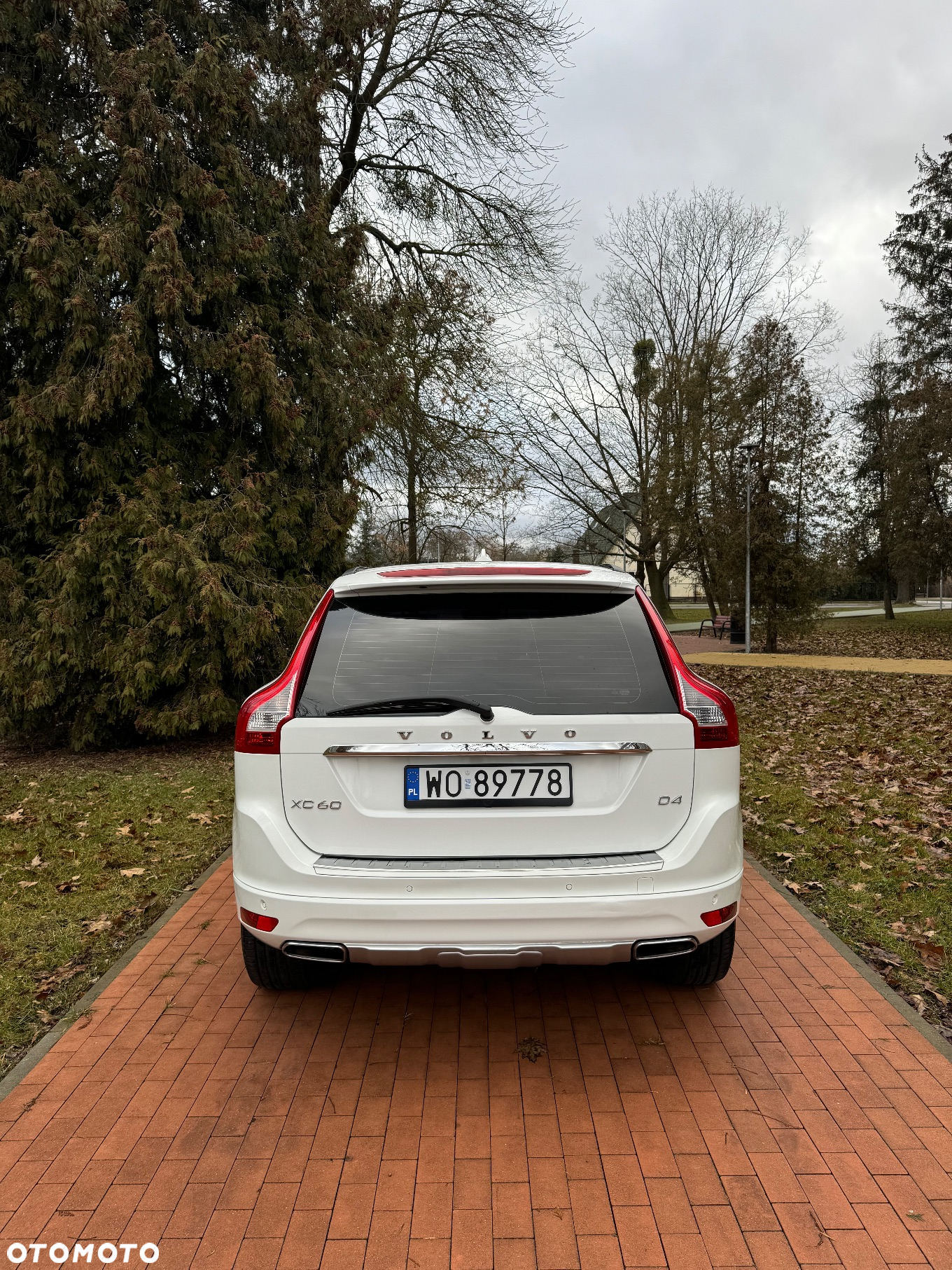 Volvo XC 60 D4 Drive-E Momentum - 10