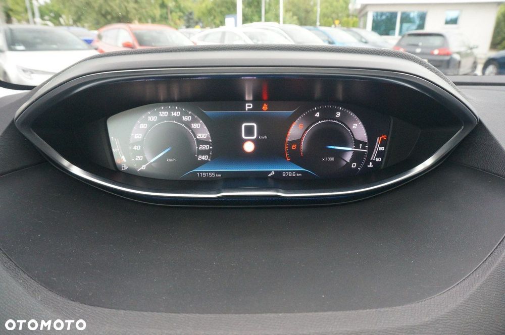 Peugeot 3008 1.5 BlueHDi Allure Pack S&S EAT8 - 13