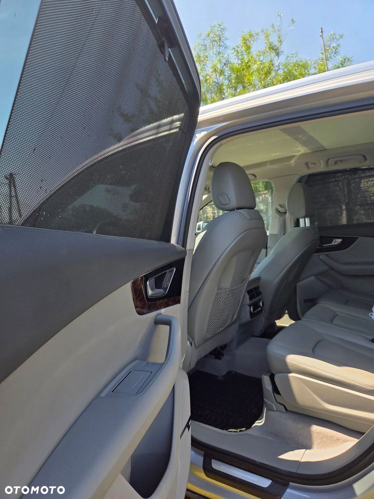 Audi Q7 - 10