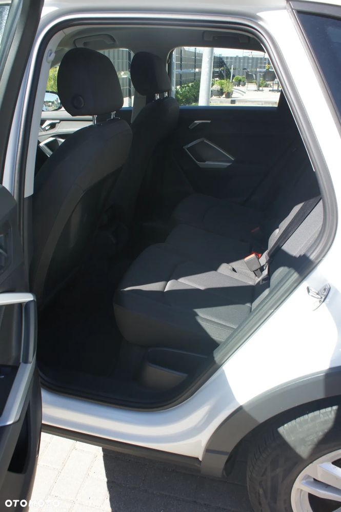 Audi Q3 35 TFSI - 13