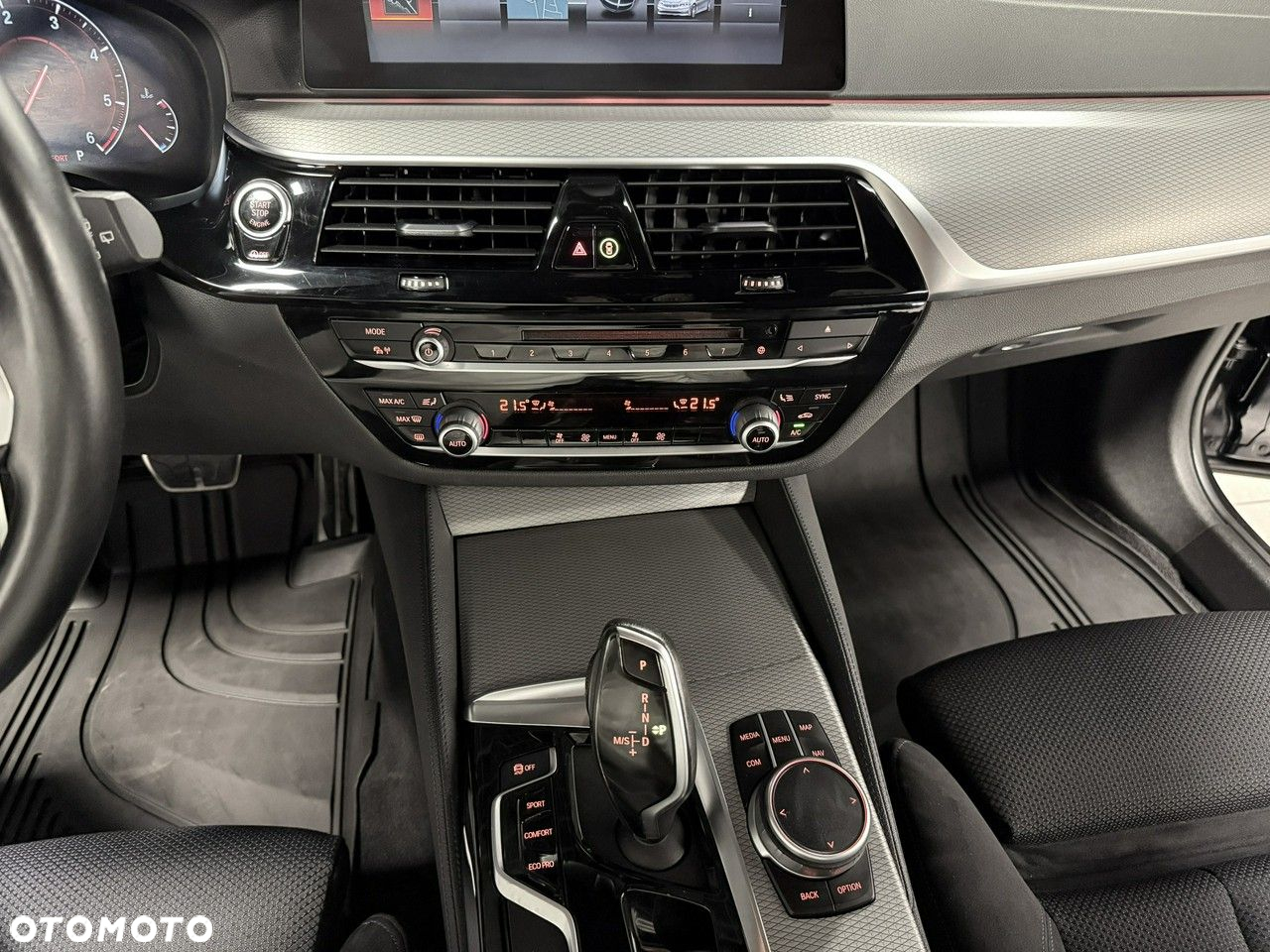 BMW Seria 5 520d Touring M Sport Edition - 24