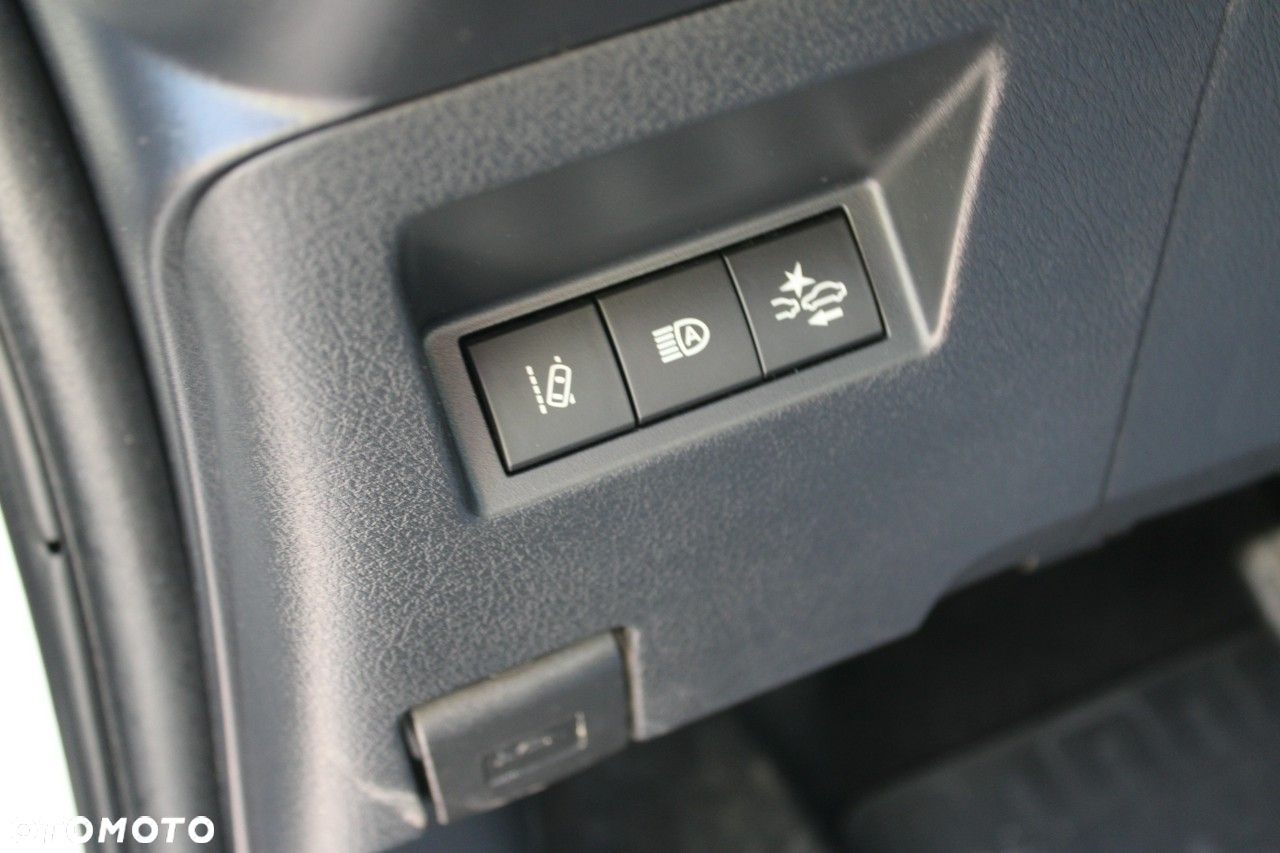 Toyota Yaris - 18
