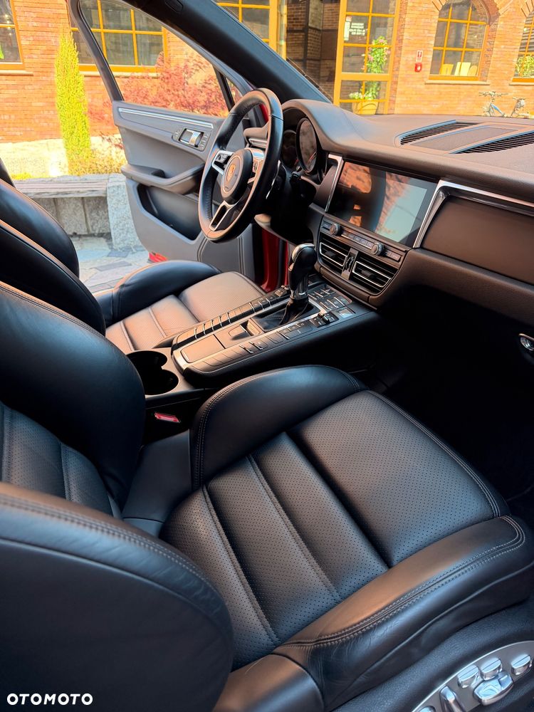 Porsche Macan - 16