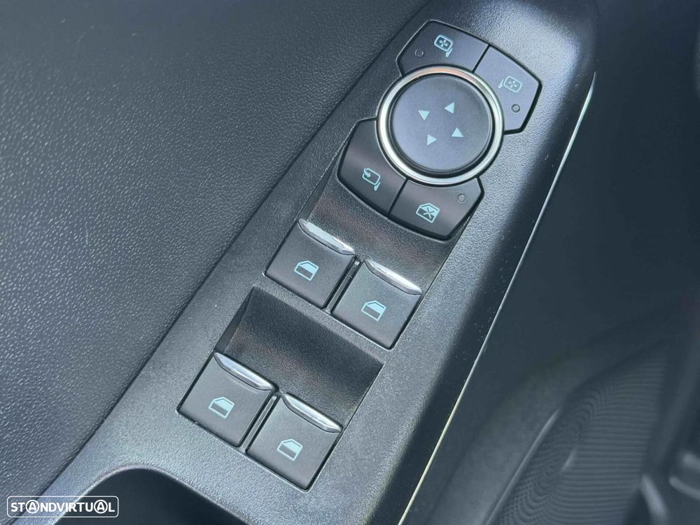 Ford Fiesta 1.0 EcoBoost ST-Line X - 35
