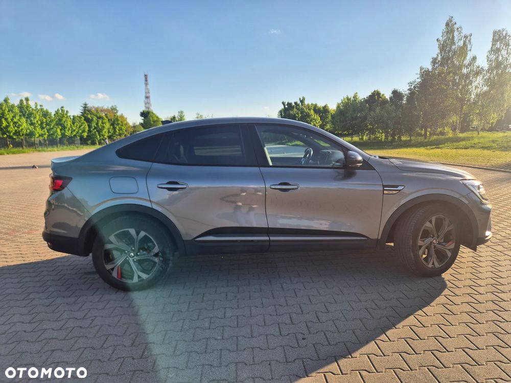 Renault Arkana 1.6 E-TECH R.S Line MMT - 6