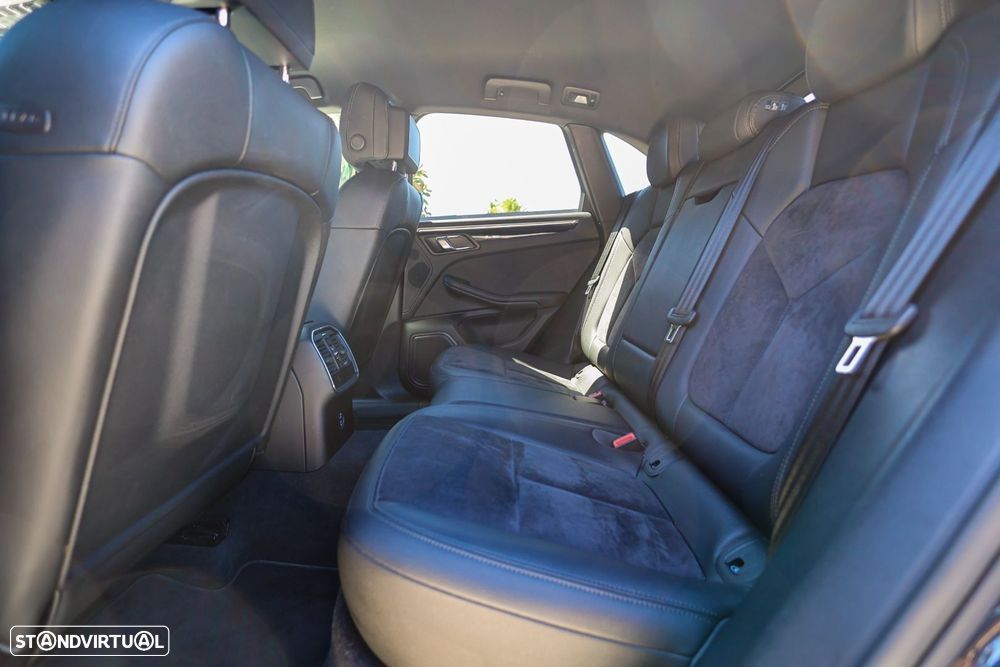 Porsche Macan S - 36