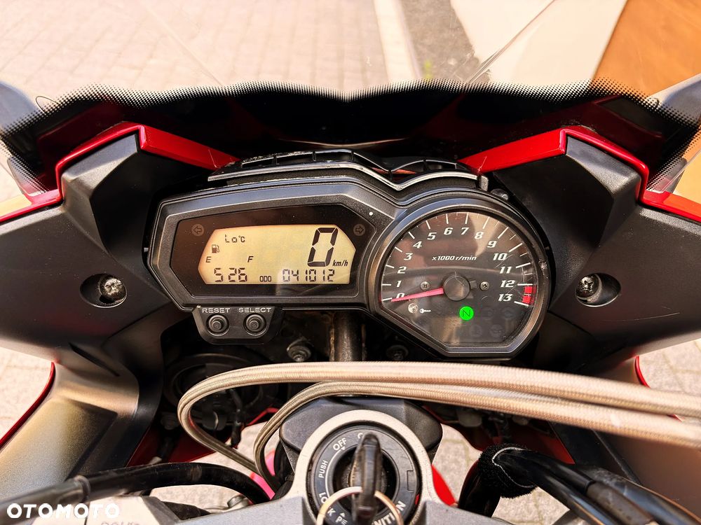 Yamaha FZ - 8
