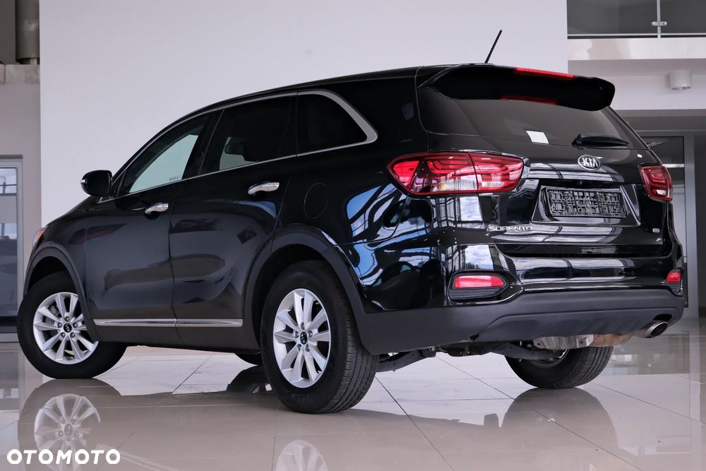 Kia Sorento - 12