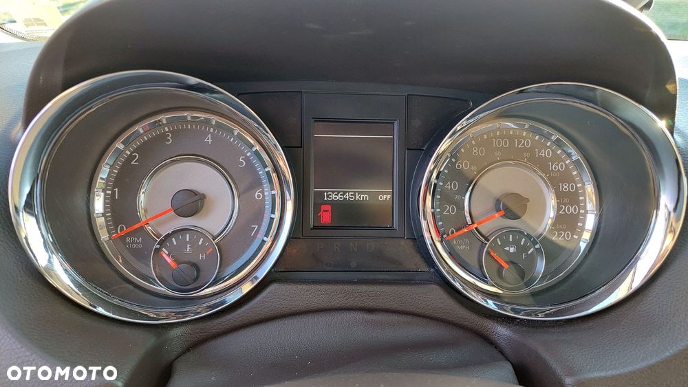 Lancia Voyager 3.6 Platinum - 12