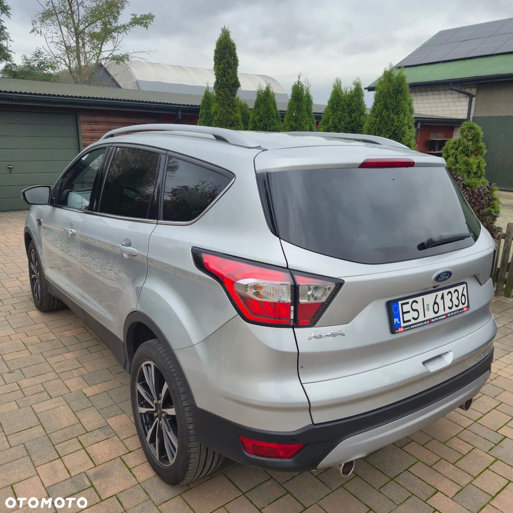 Ford Kuga - 4