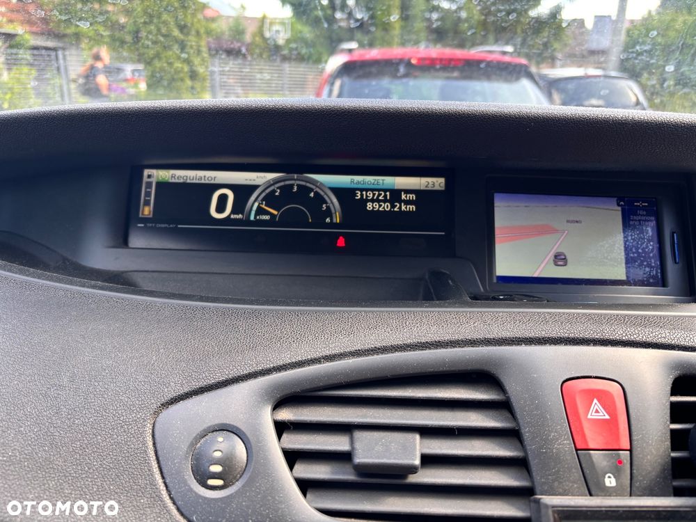 Renault Scenic - 5