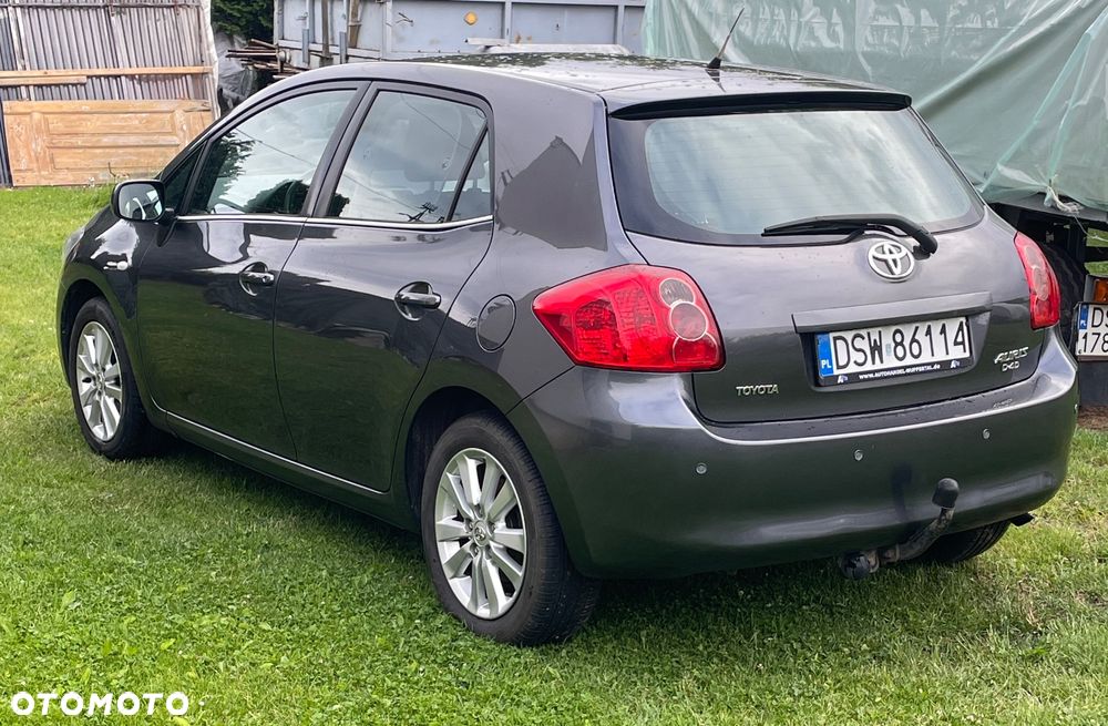 Toyota Auris 1.4 D-4D - 12