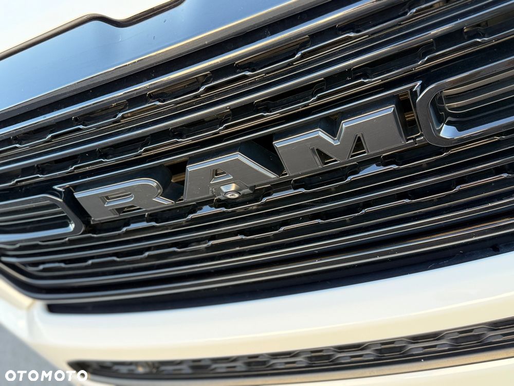 RAM 1500 5.7 Crew Cab Limited - 29