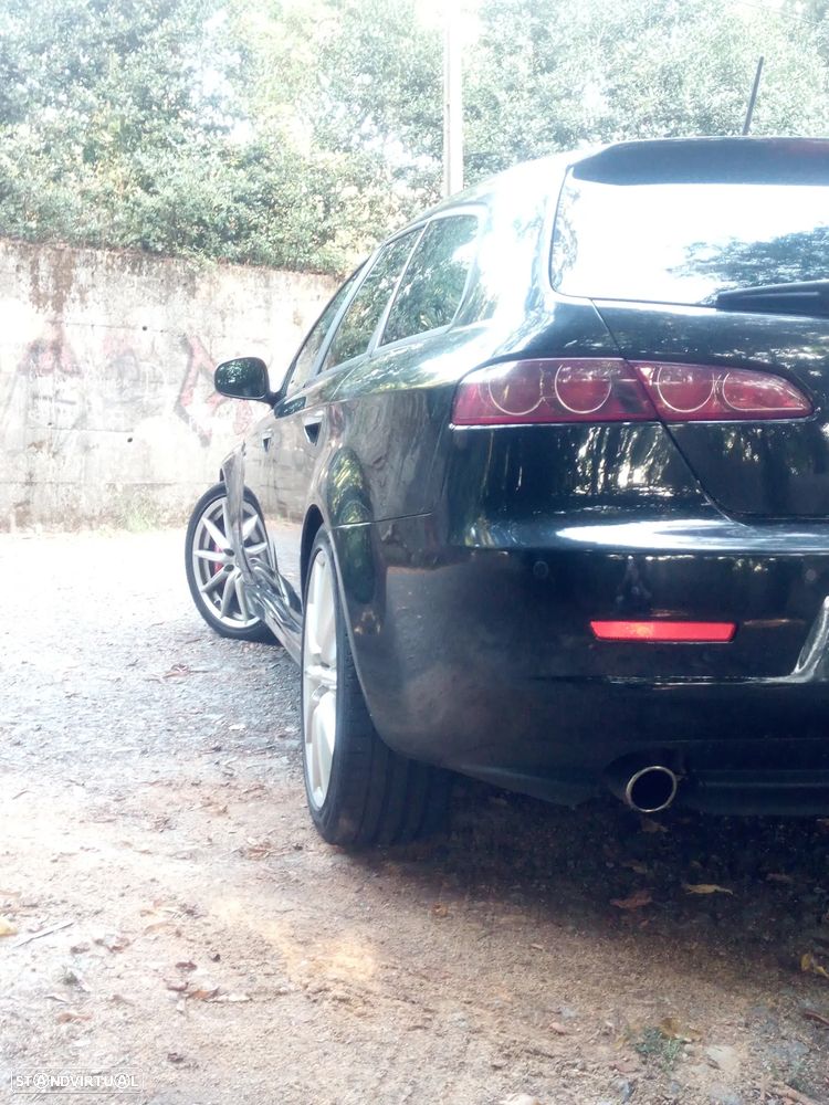 Alfa Romeo 159 Sportwagon 2.0 JTDm Distinctive P.TI - 1