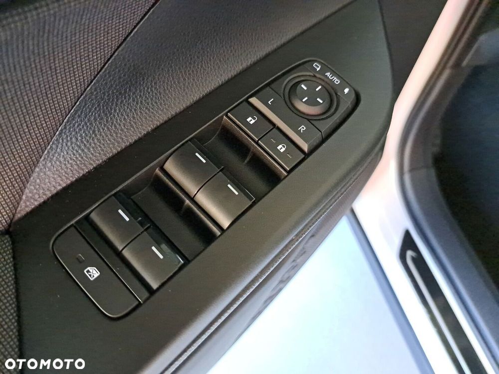 Toyota C-HR 1.8 Hybrid Style - 32