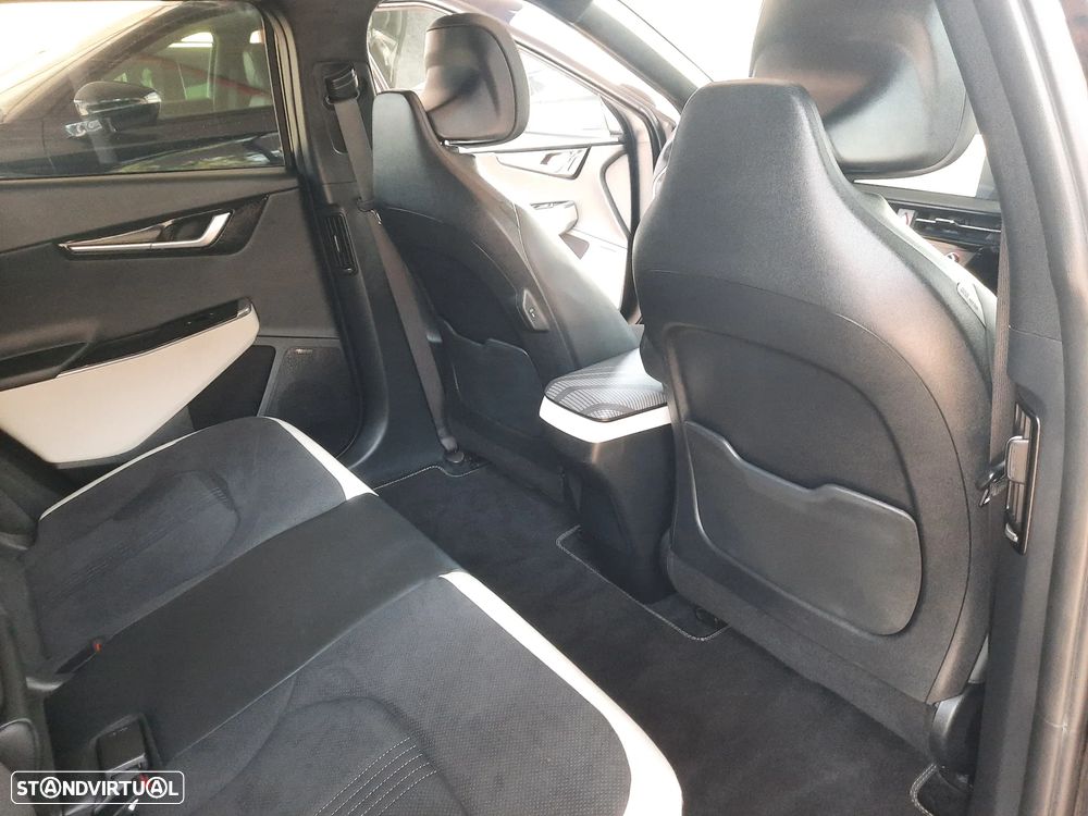 Kia EV6 77.4 kWh GT AWD - 36