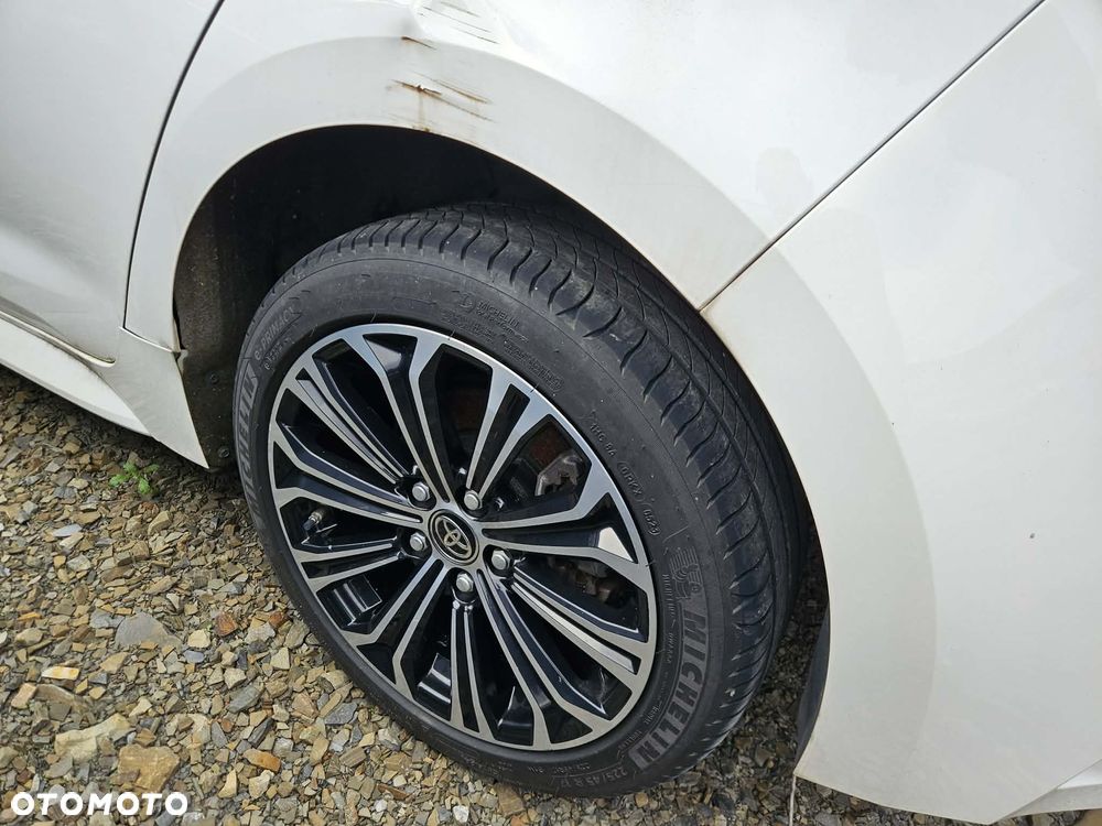 Toyota Corolla 1.8 Comfort - 11